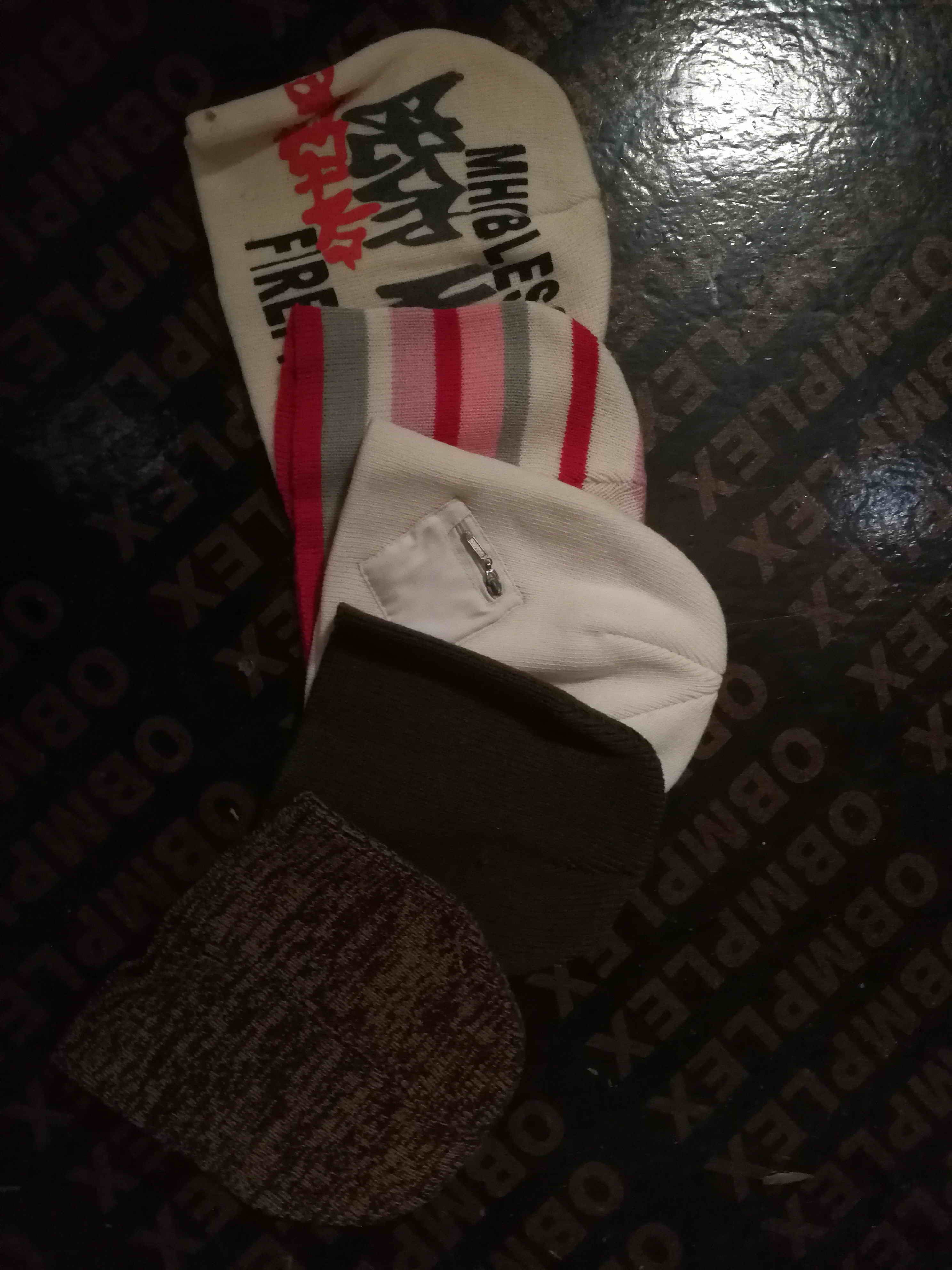 $1 hat