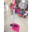 B13M, 7102 broom dustpan