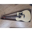 55767, guitar
